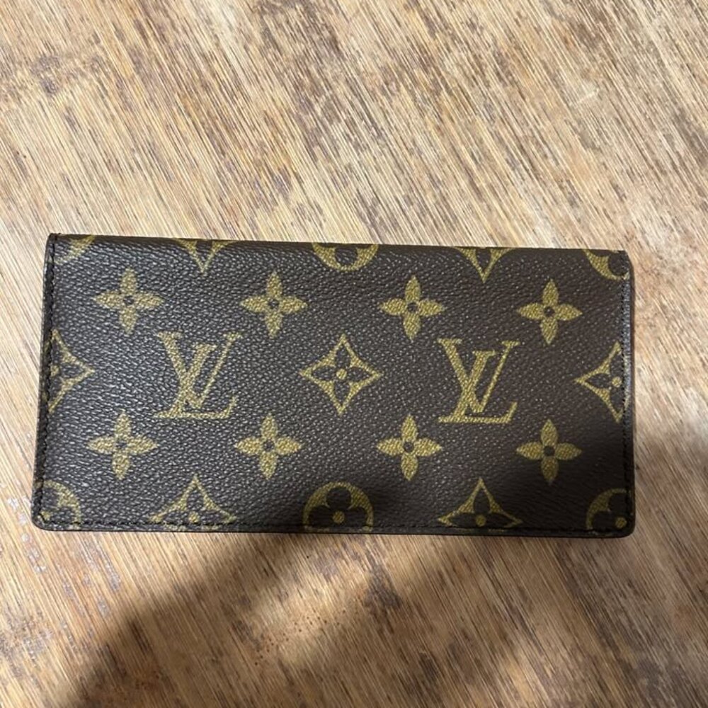 Louis Vuitton Monogram Checkbook Holder Case Wallet – Authentic